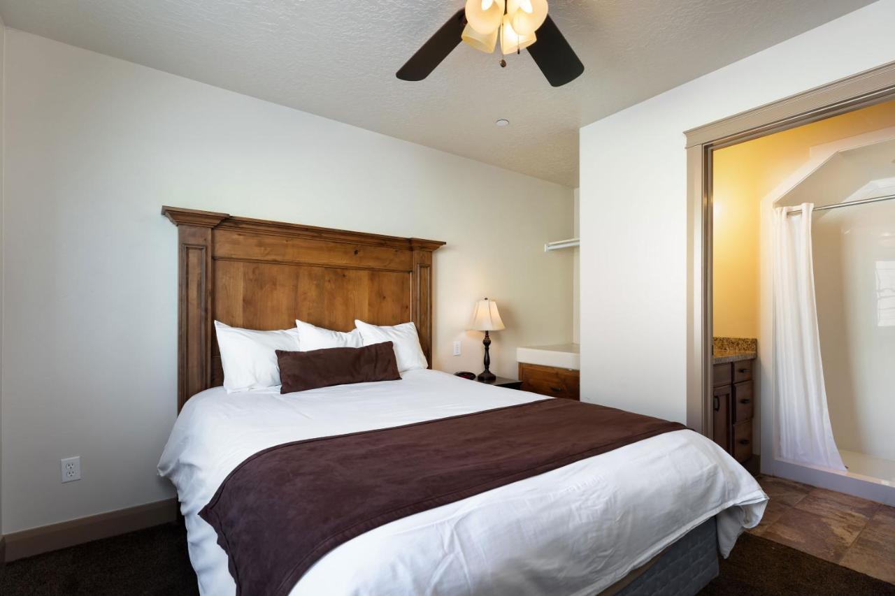 Duchesne Suites エクステリア 写真
