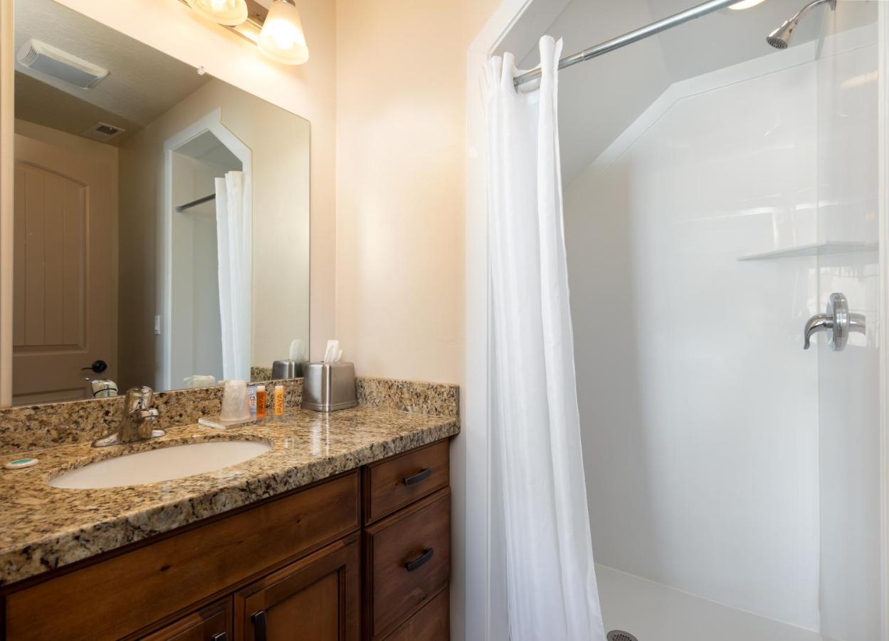 Duchesne Suites エクステリア 写真