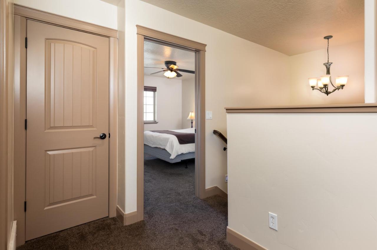 Duchesne Suites エクステリア 写真