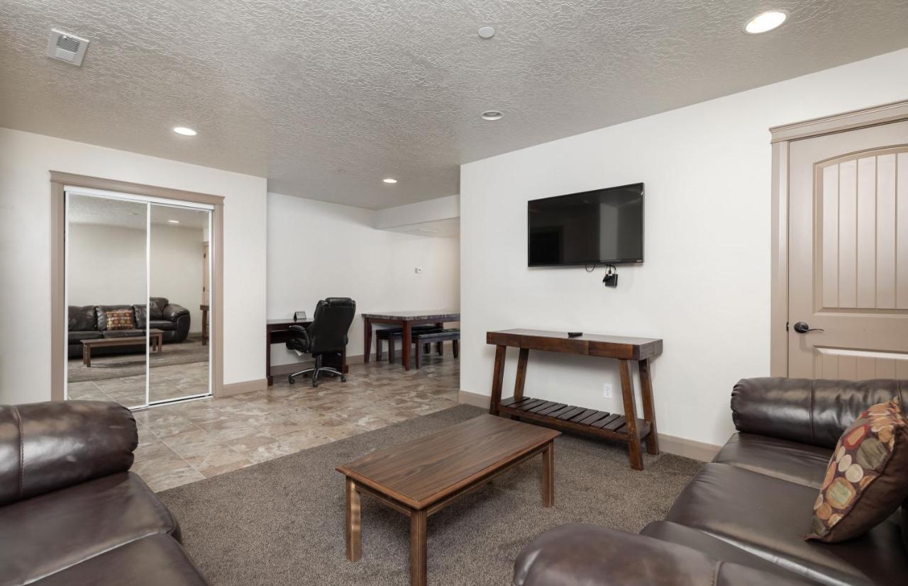 Duchesne Suites エクステリア 写真